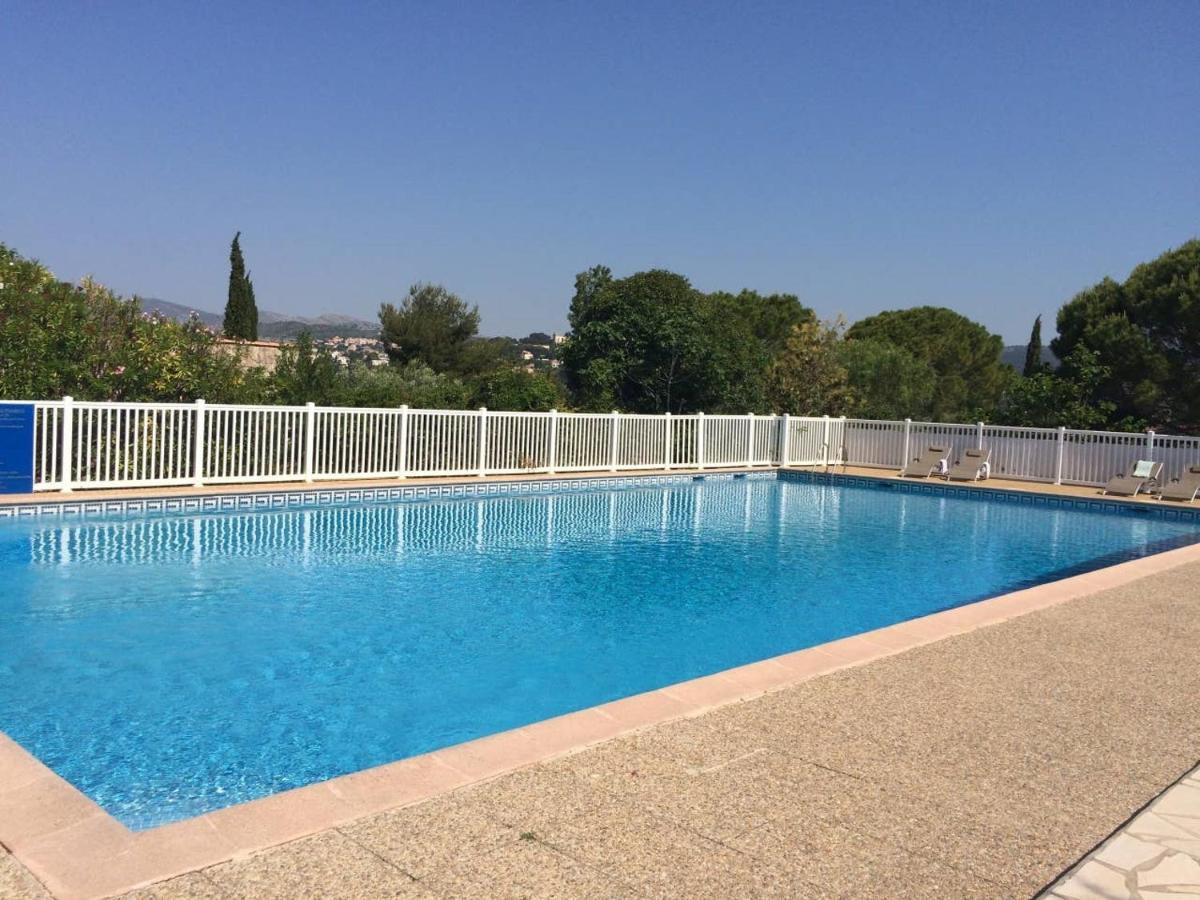 Villa La Grande Bastide Piscine Et Tennis Collectif Cassis Exterior foto